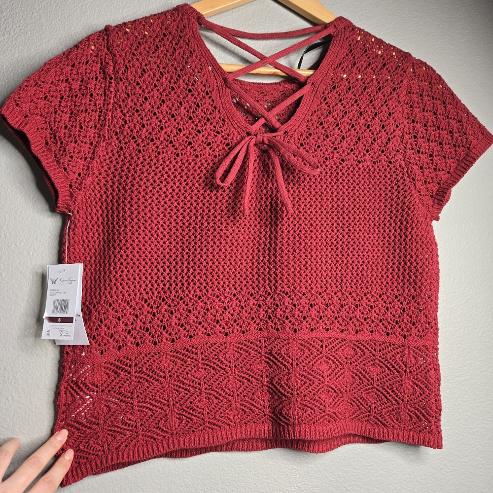Jessica Simpson Textured Red Short Sleeve Top - Picture 9 of 11